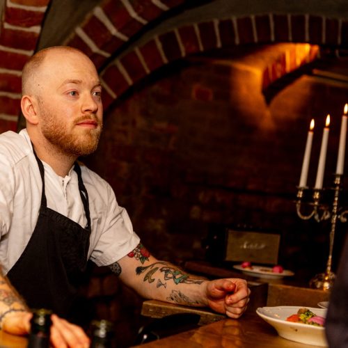 Bartender i källarvalven på Norra Vallgatan 66