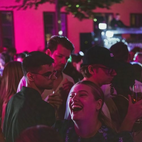 Fest på innergården av Norra Vallgatan 66