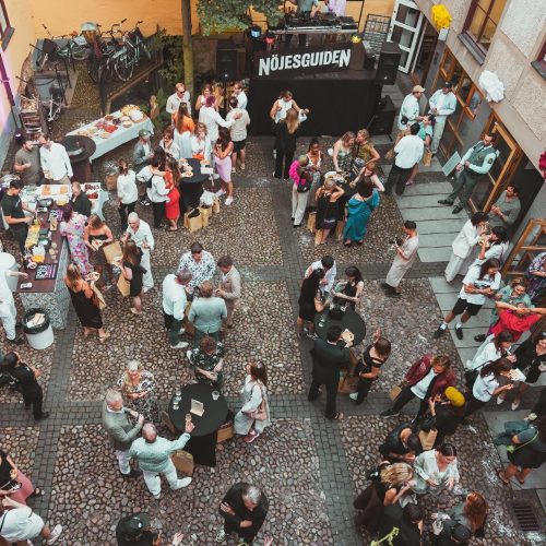 Fest på innergården av Norra Vallgatan 66